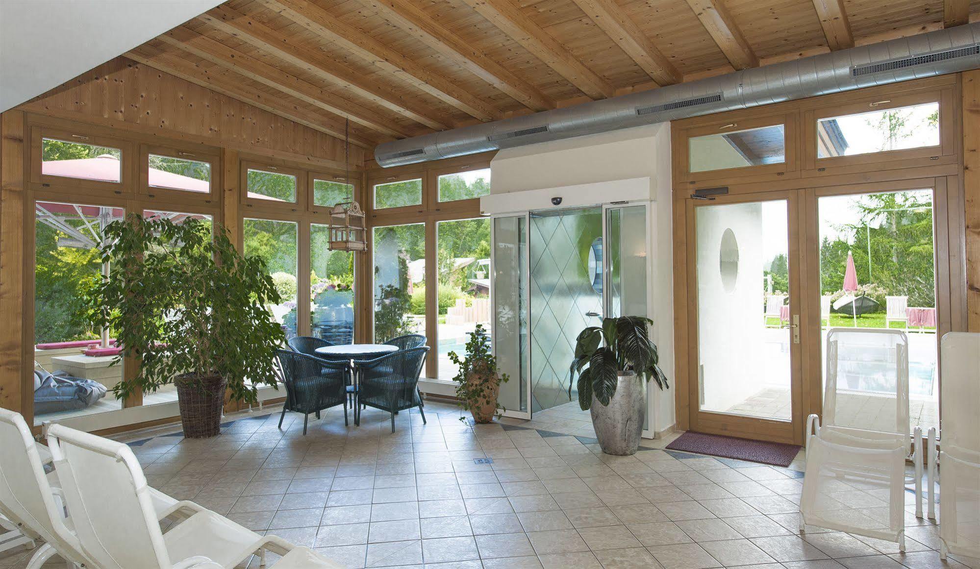 Landhof 4*